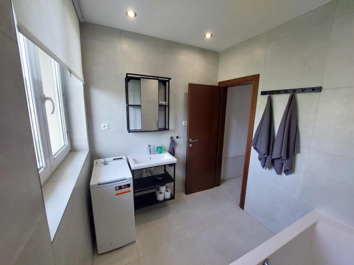 Utulny Apartman V Bratislava 4 المظهر الخارجي الصورة